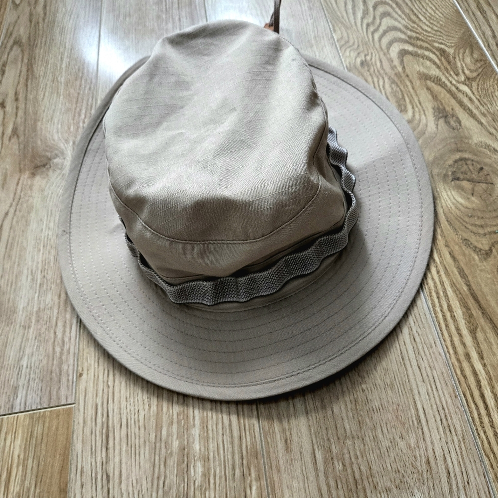 TILLEY Style Travel Hat in 7 3/4